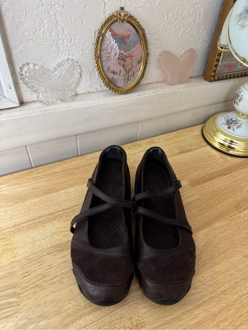 2000’s Skechers Brown Suede Leather Mary Jane Sneakers Size 7 Whimsy Indie Fall - Picture 11 of 12